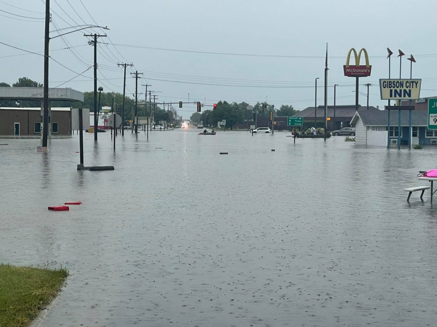 the intersection of 1st Street and Sangamon Avenue